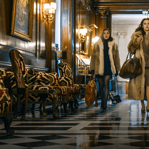 Madame Claude: Η αληθινή ιστορία που ενέπνευσε το Νetflix