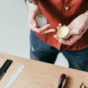 Είναι το κερί ό,τι καλύτερο για τα μαλλιά