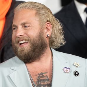 Ο Jonah Hill και η ψυχοθεραπεία που δε μας κάνει αυτόματα καλούς συντρόφους