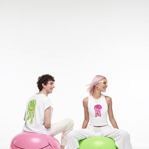 Η Bershka λανσάρει την πρώτη της κολεξιόν phygital