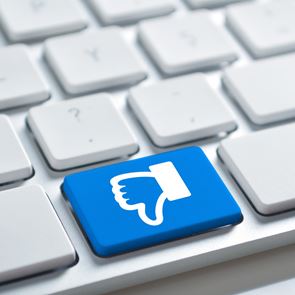 Το ίδρυμα Winston κήρυξε &#39;πόλεμο&#39; στο Facebook