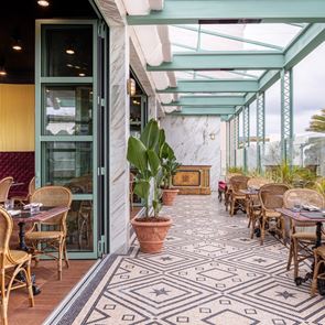 Ο Massimo Bottura και o οίκος Gucci άνοιξαν το πρώτο τους εστιατόριο στις ΗΠΑ