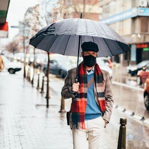 &lt;em>Κορονοϊός&lt;/em>: 2.601 νέα κρούσματα