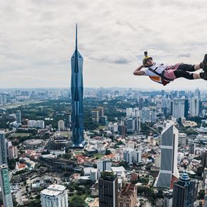 Αυτό είναι το πιο επίκινδυνο extreme sport στον πλανήτη