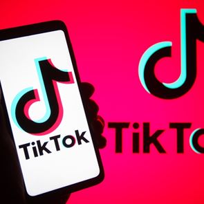 Κι αν το TikTok είναι η νέα πηγή ενημέρωσης