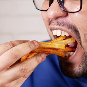 Ο μισός πληθυσμός του πλανήτη είναι υπέρβαρος