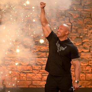 Ο The Rock αγόρασε την ποδοσφαιρική διοργάνωση XFL