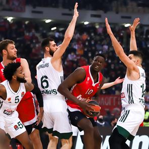 Μπορούν να γίνουν ανταγωνιστικοί οι φετινοί τελικοί της Basket League