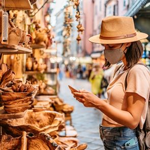 Κορονοϊός: Πενταψήφιος και σήμερα ο αριθμός νέων κρουσμάτων