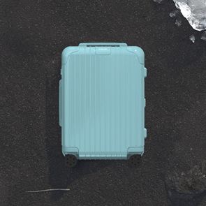 Η Rimowa στα παγωμένα φιόρδ της Ισλανδίας