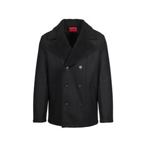 Το μαύρο slim fit ημίπαλτο που δεν θα θέλεις να βγάλεις από πάνω σου