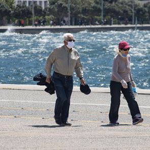 Οι 20 περιοχές που εφαρμόζονται έκτακτα μέτρα λόγω &lt;em>Covid&lt;/em>-&lt;em>19&lt;/em>
