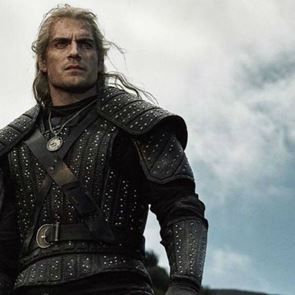 Μία τυπική ημέρα προετοιμασίας του Henry Cavill για το The Witcher