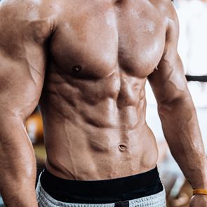 6 ασκήσεις κοιλιακών για ομαλή επιστροφή στο γυμναστήριο