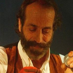 Σόλων Λέκκας: Τραγουδώντας, χορεύοντας και ζώντας με αυθεντικό τρόπο