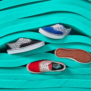 Άνεση και στυλ με τα νέα ComfyCush Era της <em>Vans</em>