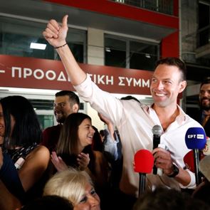 Ο Στέφανος Κασσελάκης εκλέχθηκε νέος πρόεδρος του ΣΥΡΙΖΑ με 56,6