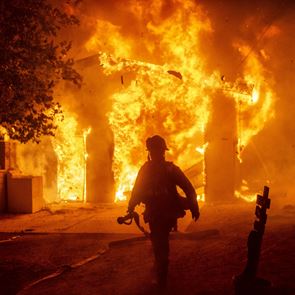 Φωτογραφίες από τις φωτιές στην Καλιφόρνια