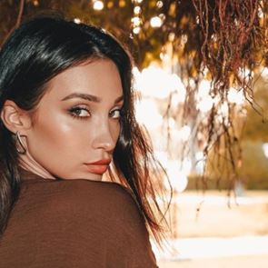 Μια ματιά στο Instagram της Δήμητρας Βαμβακούση