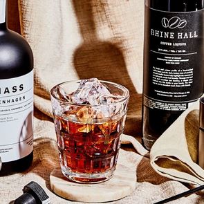 Η ιστορία και η συνταγή του Black Russian