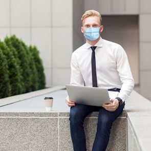 Κορονοϊός: 877 κρούσματα και 38 θάνατοι