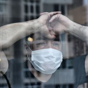 Lockdown μέχρι τον Μάρτιο για τους ανεμβολίαστους