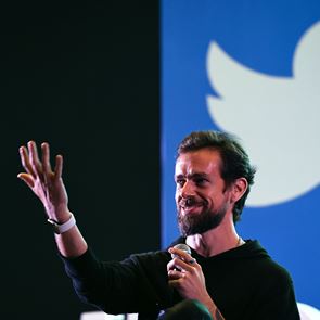 Πώς έγινε τόσο πλούσιος ο Mr Twitter Jack Dorsey