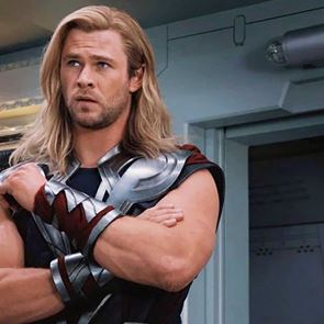 Μία fast-track προπόνηση για μπράτσα σαν του Chris Hemsworth