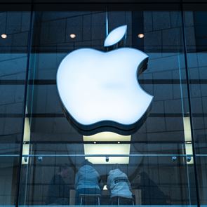 Πρόστιμο 13 δισ. ευρώ στην Apple αλλά η Ιρλανδία δεν τα θέλει