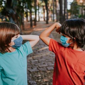 Πότε επιστρέφουμε στην κανονικότητα χωρίς SMS