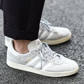 5 sneakers της adidas στα οποία αξίζει να επενδύσεις