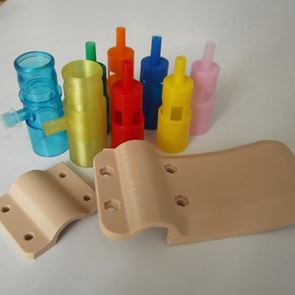 Ελληνες ερευνητές δημιουργούν μάσκες με 3D εκτυπωτές