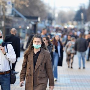 Λίγοι υπερμεταδοτικοί ασθενείς εξάπλωσαν τον κορονοϊό