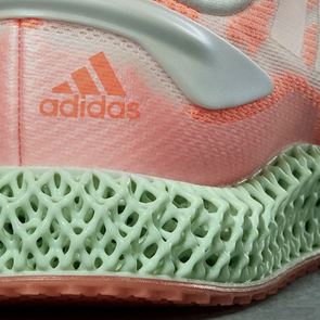 Τα &lt;em>adidas&lt;/em> 4D είναι ίσως τα καλύτερα running sneakers