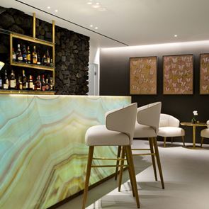 363 Bar by Baba Au Rum: Από την Κλειτίου στην Καλντέρα