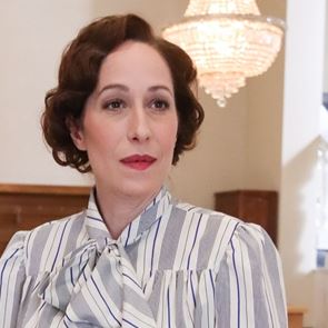 Η Κόρα Καρβούνη ανήκει σε μία σκληροπυρηνική γενιά