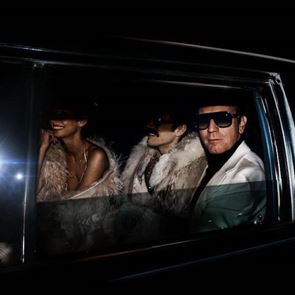 O Ewan McGregor γίνεται θρύλος της μόδας για το &lt;em>Netflix&lt;/em>