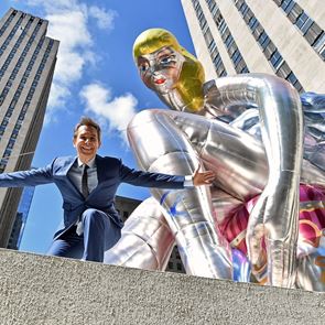 Φόρα κι εσύ ένα έργο του Jeff Koons, μπορείς