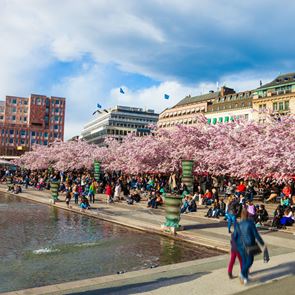 Στην Σουηδία ο κορονοϊός εξαπλώνεται επικίνδυνα