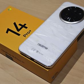 Το realme 14 Pro+ έχει δύσκολη δουλειά στη μεσαία κατηγορία, αλλά καταφέρνει να ξεχωρίσει [Tech Review