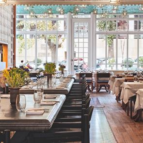 Cookoovaya, Basegrill και Travolta μαγειρεύουν για τους γιατρούς της πόλης