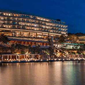 Το αθηναϊκό Four Seasons ανάμεσα στα 50 καλύτερα ξενοδοχεία του κόσμου