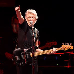 O Roger Waters των Pink Floyd αποκάλεσε ηλίθιο τον Donald Trump