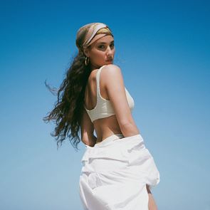 Στη Μύκονο με την Evangelia όλα δείχνουν καλύτερα