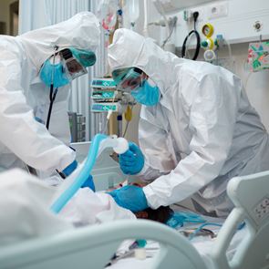 Ανεμβολίαστο το 95% των νοσηλευομένων στις ΜΕΘ