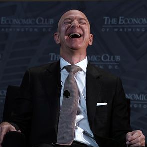 Ο Jeff Bezos έχασε 8 δισ. δολάρια το τελευταίο διήμερο αλλά δεν ανησυχεί