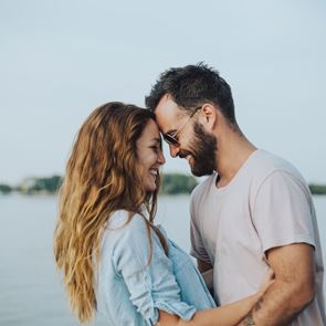 Το πείραμα των 36 ερωτήσεων που δημιουργεί ερωτευμένους