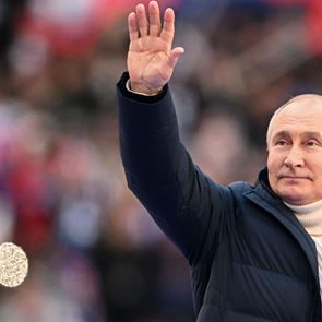 To δεξί χέρι του Putin στον πόλεμο της παραπληροφόρησης