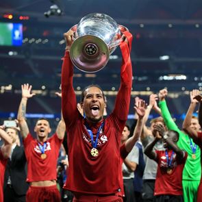 Αξίζει τη Χρυσή Μπάλα ο Virgil Van Dijk