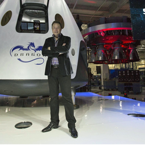 O Elon Musk πιστεύει πως θα επιστρέψουμε στη Σελήνη ως το 2024